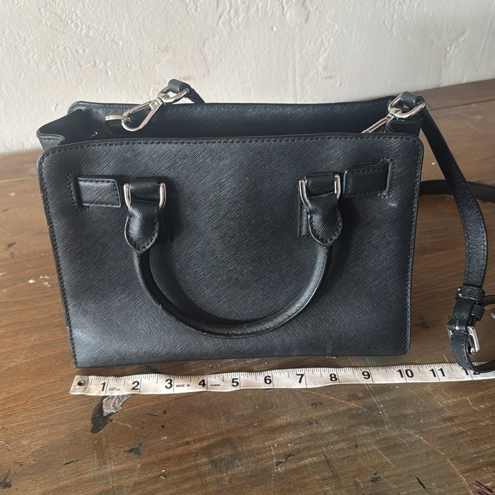 FINAL MARKDOWN Michael Kors Vintage Black Crossbody Bag - Picture 4 of 4